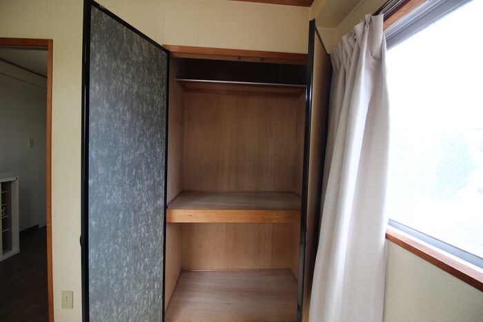物件内観写真16　(収納)