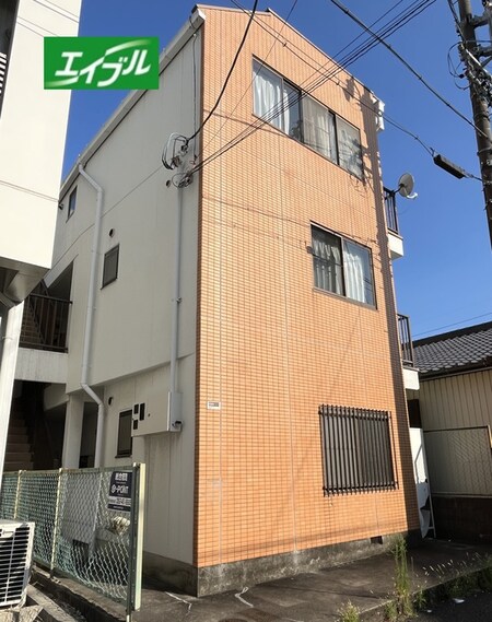津賀田ハイツ外観写真