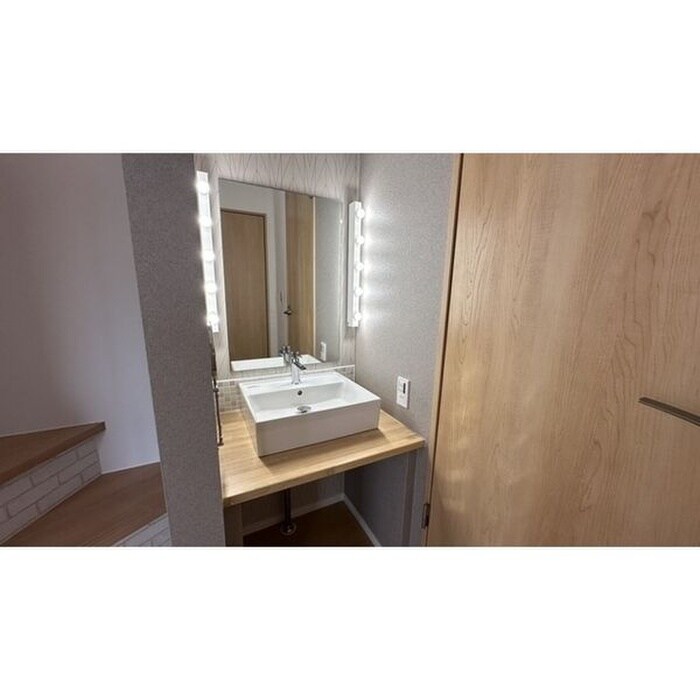 物件内観写真6　(洗面)