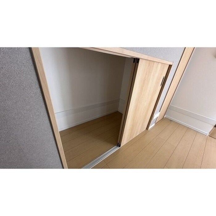 物件内観写真10　(収納)