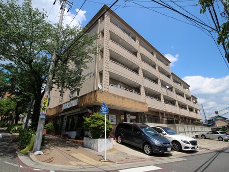 ロアンヴェール玉奈外観写真