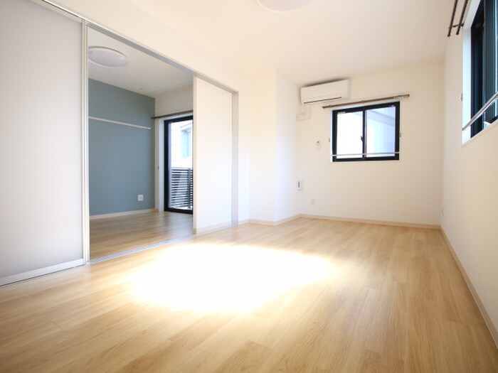 物件内観写真7　(居室)