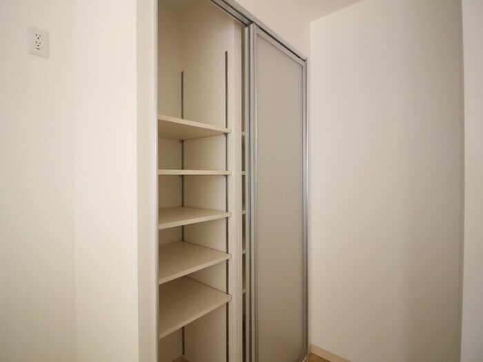 物件内観写真9　(ロフト)