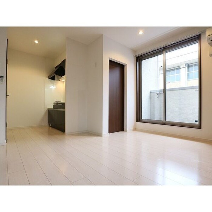 物件内観写真4　(居室)