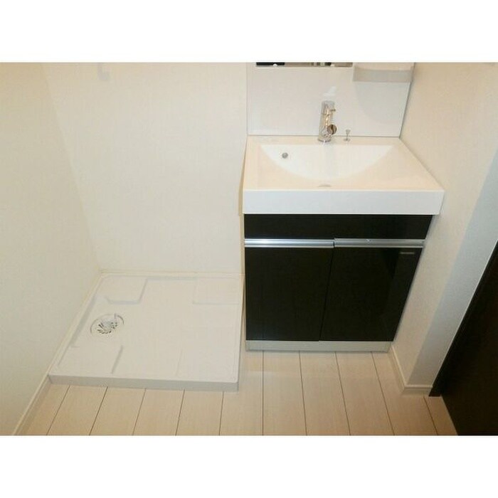 物件内観写真8　(洗面)