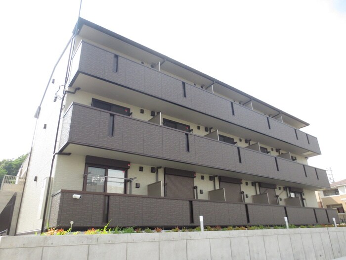 物件外観写真2　(外観写真)