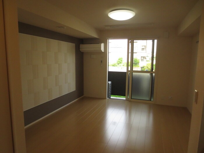 物件内観写真6　(居室)