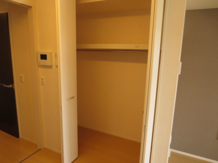 物件内観写真8　(収納)