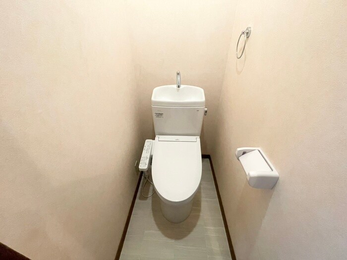 物件内観写真16　(トイレ)