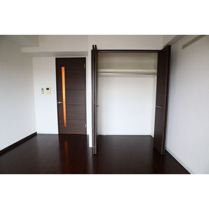 物件内観写真7　(収納)