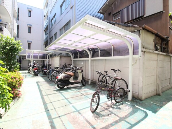 駐輪場