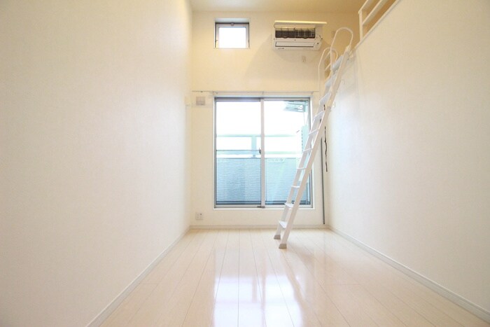 物件内観写真6　(居室)