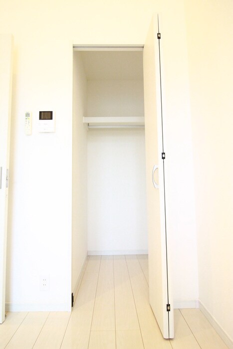 物件内観写真13　(収納)