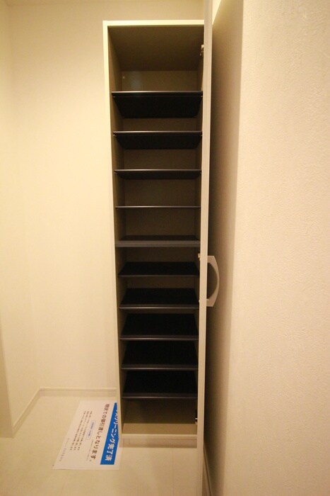 物件内観写真14　(靴箱)