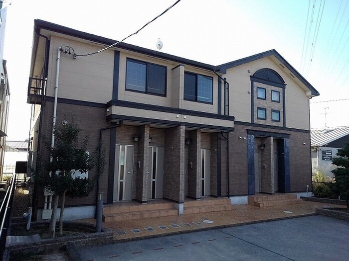 物件外観写真2　(外観写真)