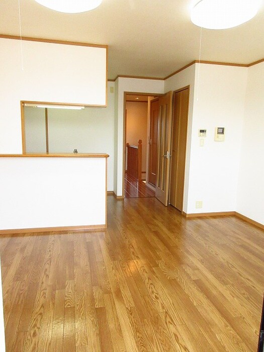 物件内観写真4　(居室)