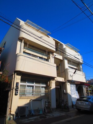 中堀ビル外観写真