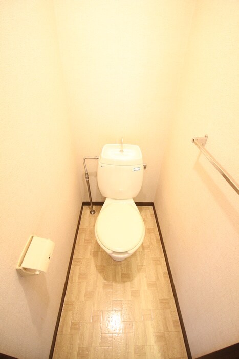 物件内観写真15　(トイレ)