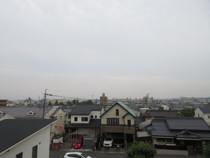 物件内観写真19　(室内からの展望)