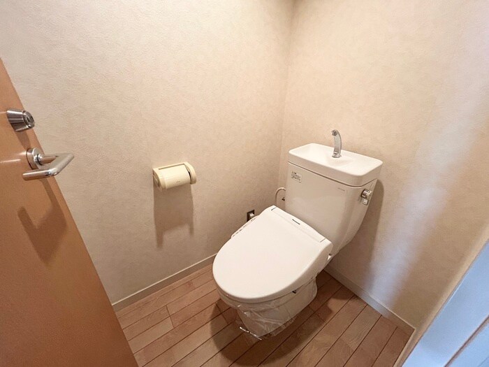 物件内観写真11　(トイレ)