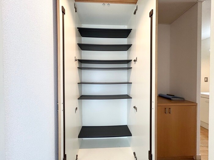物件内観写真17　(靴箱)