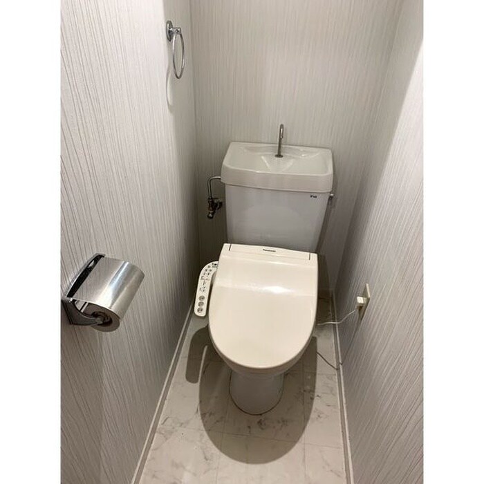 物件内観写真12　(トイレ)