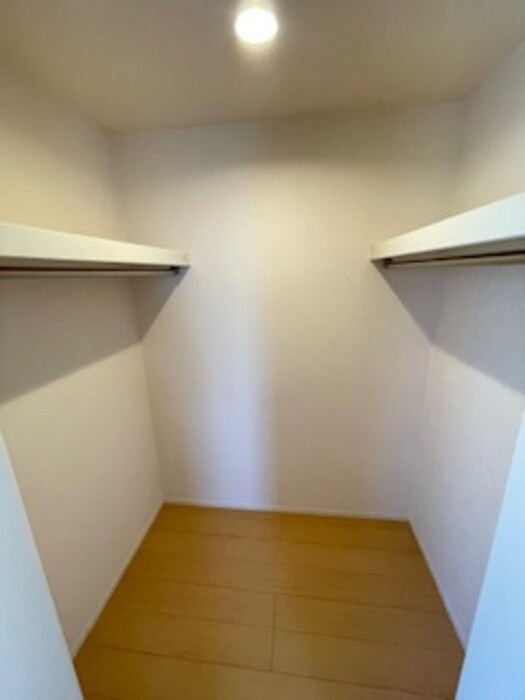物件内観写真17　(収納)