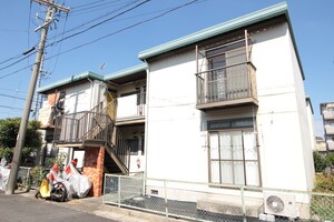大和ハイツ　１号棟外観写真