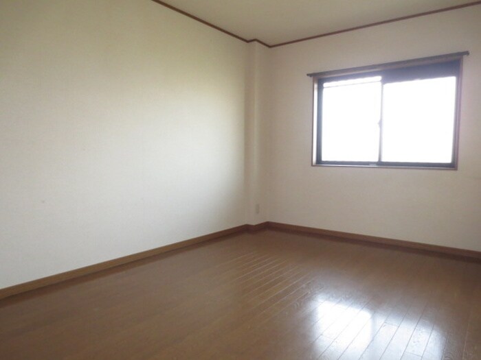 物件内観写真5　(居室)