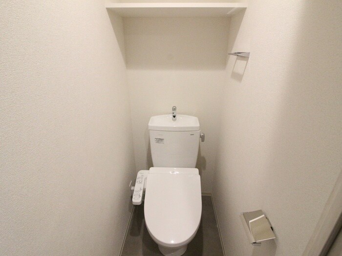 物件内観写真14　(トイレ)