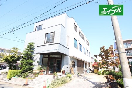 グリ－ンデル鶴里外観写真