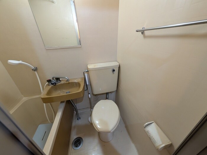 物件内観写真10　(トイレ)