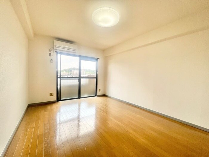 物件内観写真15　(居室)