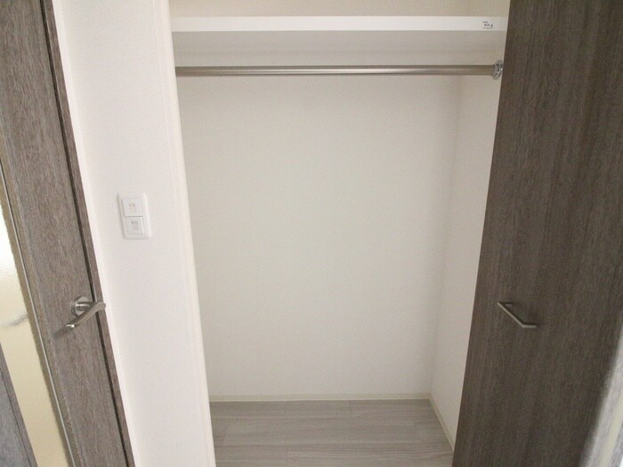物件内観写真15　(収納)
