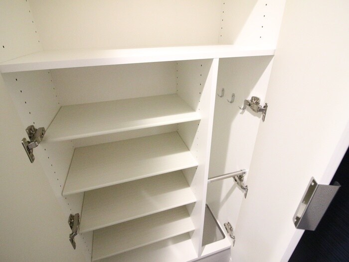 物件内観写真17　(靴箱)