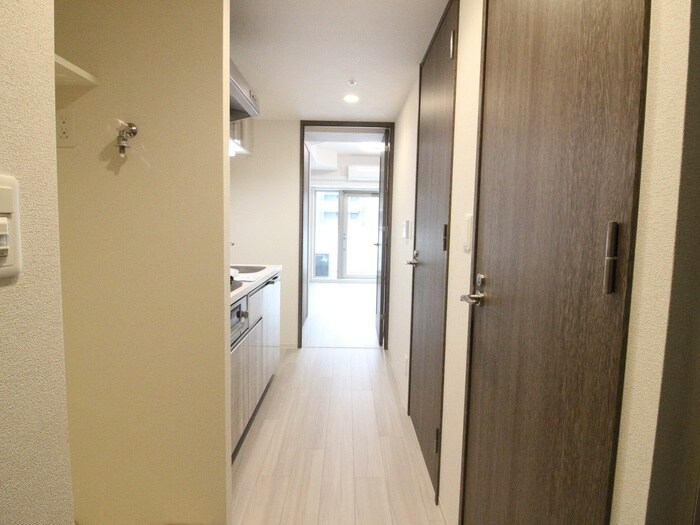 物件内観写真18　(廊下)