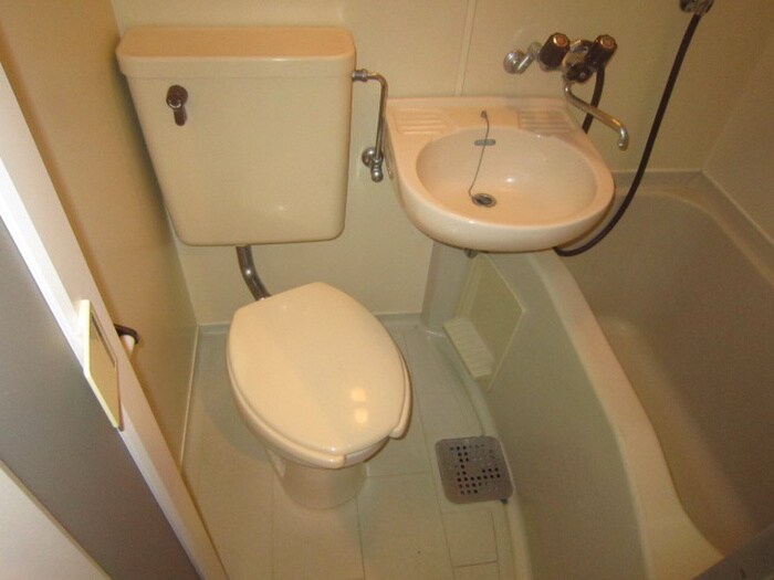 物件内観写真13　(トイレ)