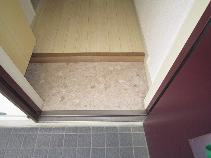 物件内観写真15　(玄関)