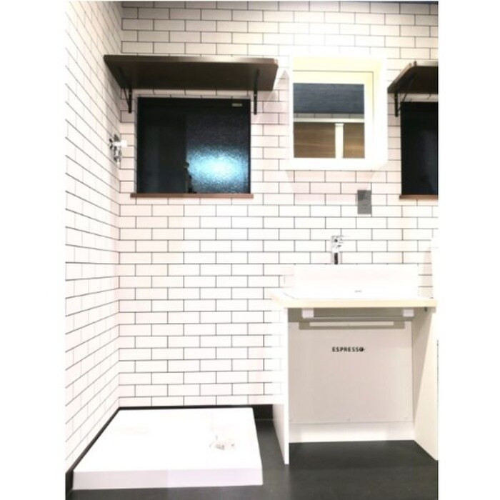 物件内観写真13　(洗面)