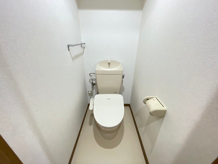 物件内観写真13　(トイレ)