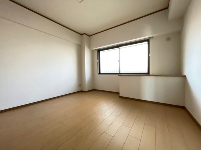 物件内観写真18　(居室)