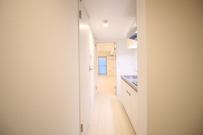 物件内観写真10　(廊下)