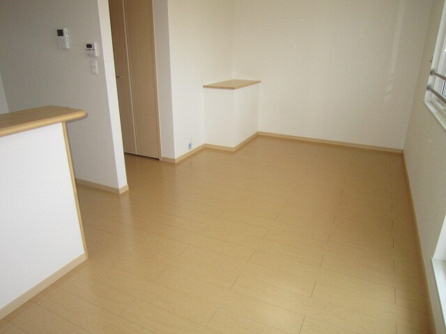 物件内観写真4　(内観写真)