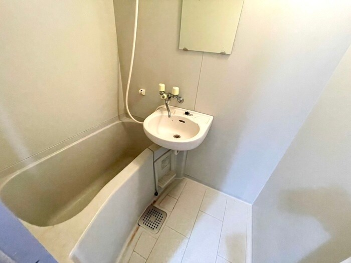 物件内観写真12　(バス／シャワールーム等)