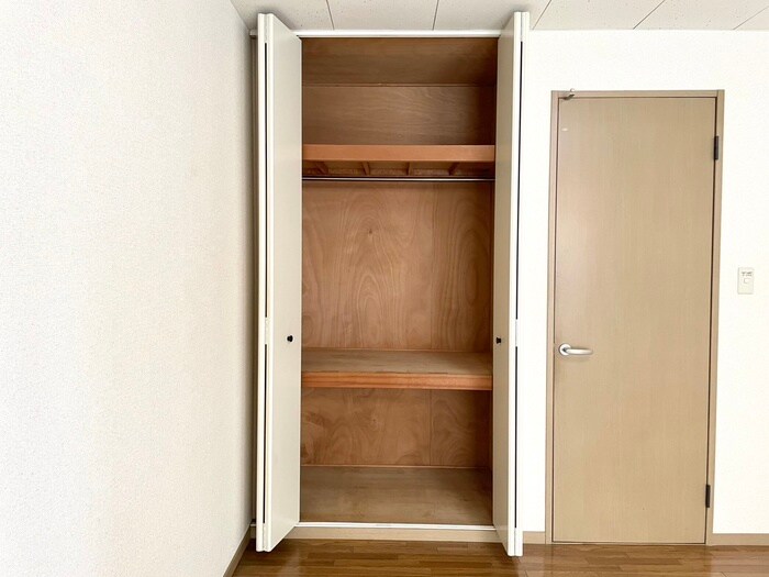 物件内観写真15　(収納)