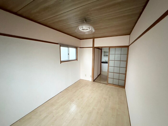 物件内観写真10　(居室)