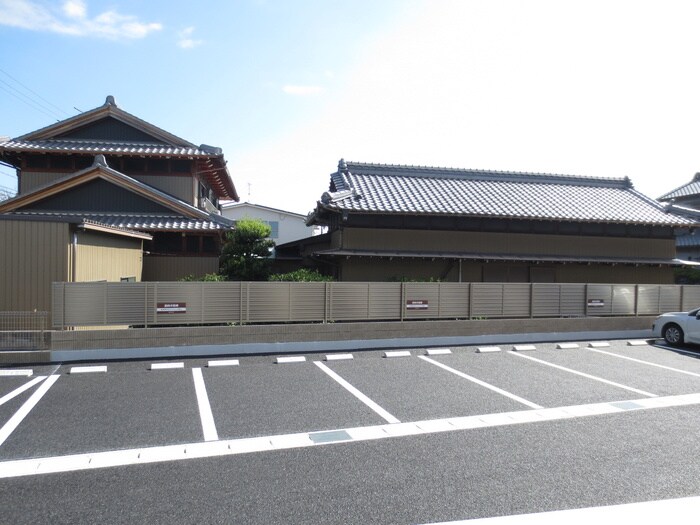 物件内観写真18　(室内からの展望)