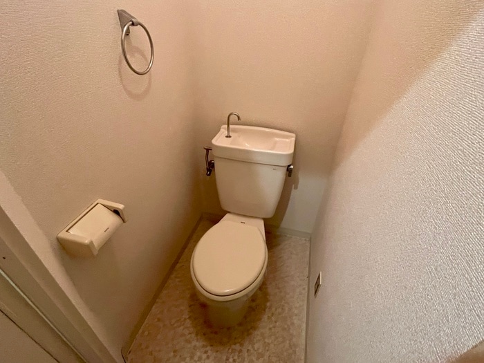 物件内観写真14　(トイレ)
