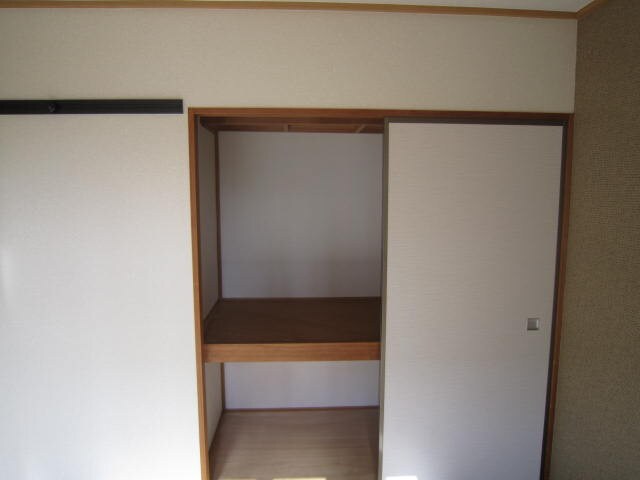 物件内観写真13　(収納)