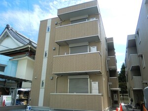 セレスティア助光A棟外観写真